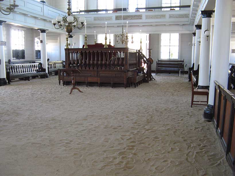 Neveh Shalom Synagogue, Paramariabo, Suriname